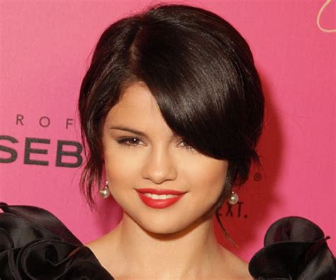 selena gomez pinayflix|Selena Gomez: Biography, Actor, Singer.